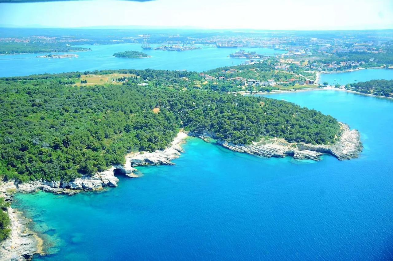 Studio Anamarija Pula 0*,  Croatia